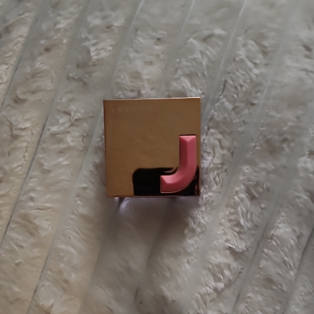 🌹 Jaclyn Cosmetics Luminous Rouge Blush – Love Poem New